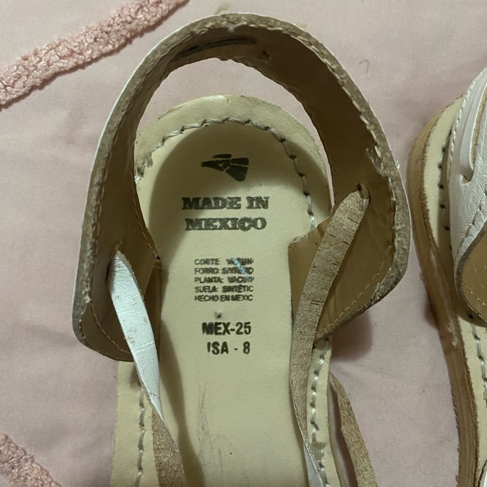Mexican huarache/ Women’s 8/ White